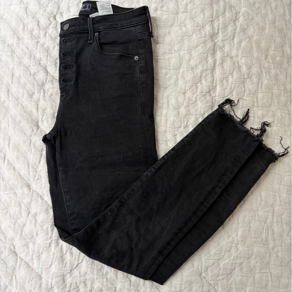 Abercrombie & Fitch Women's Black Skinny Jeans